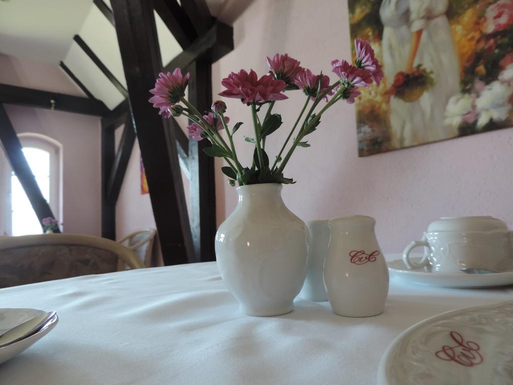 Hotel Carl Von Clausewitz บวร์ก บาย มักเดบวร์ก ภายนอก รูปภาพ
